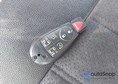 2020 Dodge Grand Caravan Sxt z USA, uszkodzony, nr VIN 2C4RDGCGXLR178599